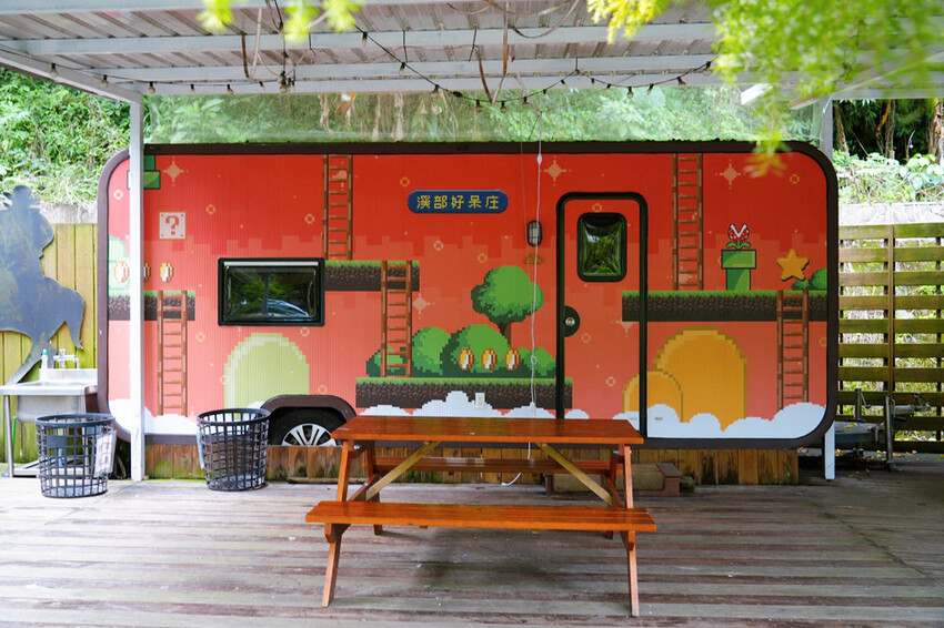 南投親子露營「溪部好呆庄」,主題露營車、親子四人房,溪邊玩水