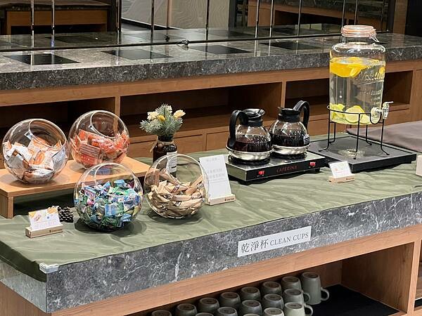 *(台中飯店)葉綠宿茶覺旅~台中車站3分鐘就到!品茶住宿雙重