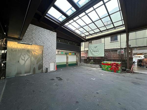 *(台中飯店)葉綠宿茶覺旅~台中車站3分鐘就到!品茶住宿雙重