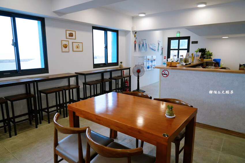 新北石門海景咖啡,金點草里驛棧,草里漁港藍白希臘風,北海岸咖 新北石門海景咖啡,金點草里驛棧,草里漁港藍白希臘風,北海岸咖