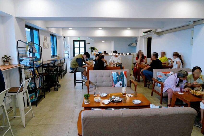 新北石門海景咖啡,金點草里驛棧,草里漁港藍白希臘風,北海岸咖 新北石門海景咖啡,金點草里驛棧,草里漁港藍白希臘風,北海岸咖