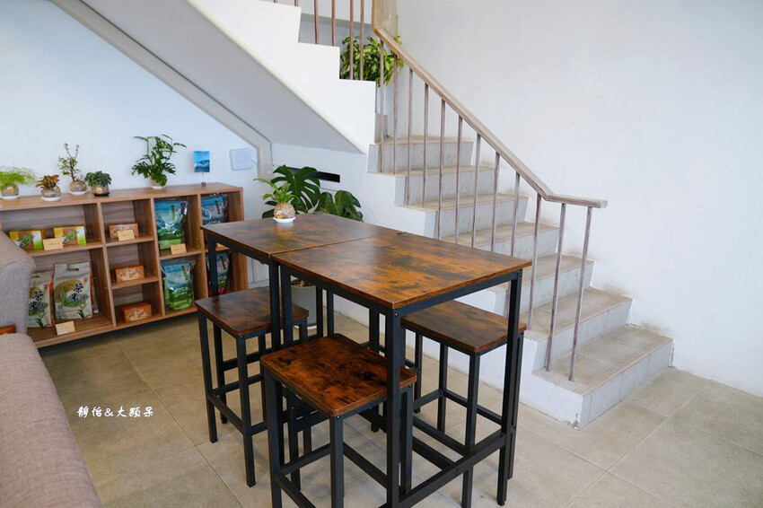 新北石門海景咖啡,金點草里驛棧,草里漁港藍白希臘風,北海岸咖 新北石門海景咖啡,金點草里驛棧,草里漁港藍白希臘風,北海岸咖