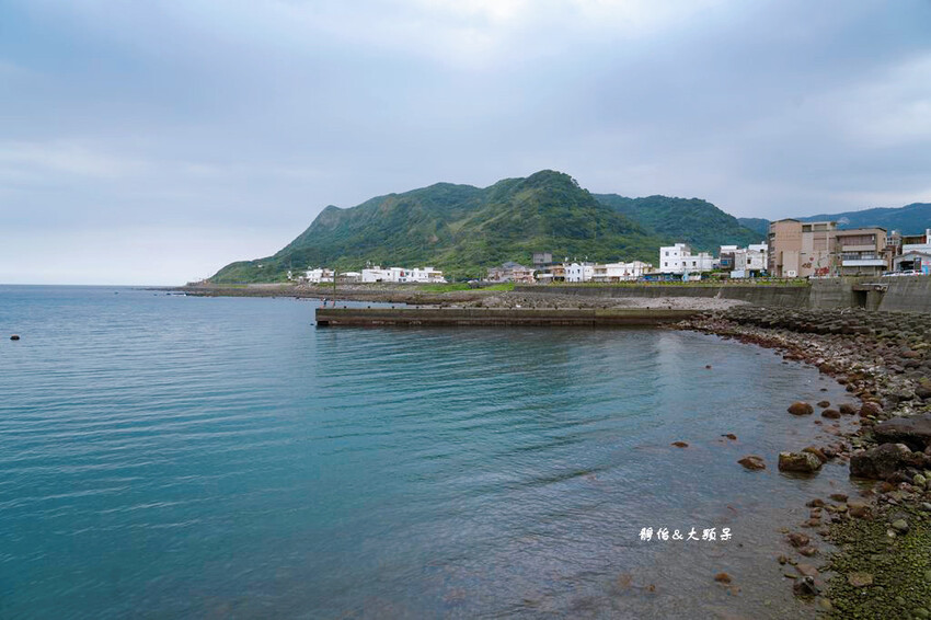 新北石門海景咖啡,金點草里驛棧,草里漁港藍白希臘風,北海岸咖 新北石門海景咖啡,金點草里驛棧,草里漁港藍白希臘風,北海岸咖