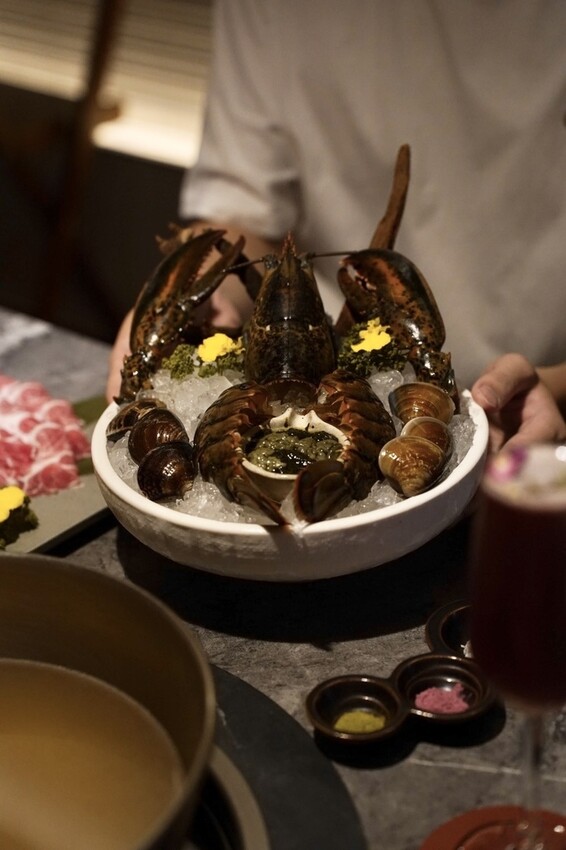 旬嚐王品最新高級火鍋頂級和牛龍蝦桌邊服務台北中山美食推薦