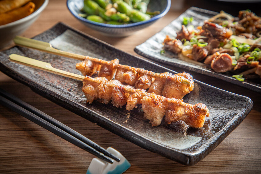 暮樂町居酒屋|零負評!炭火燒烤超好吃,新開幕小清新文青居酒屋