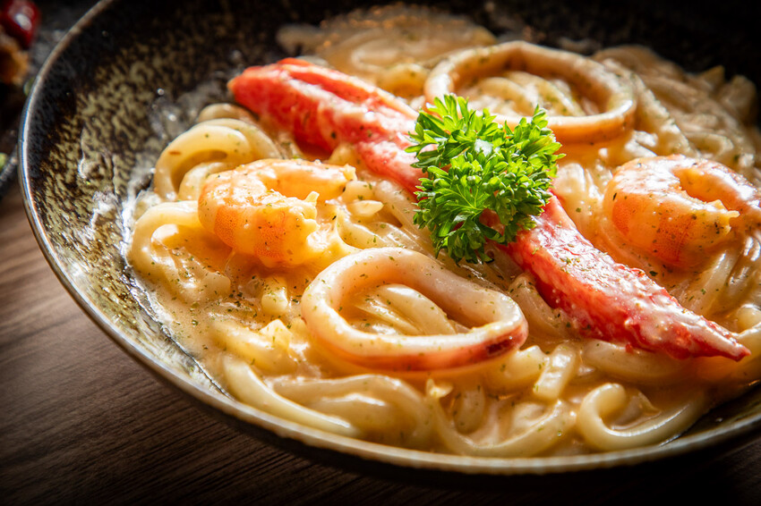 暮樂町居酒屋|零負評!炭火燒烤超好吃,新開幕小清新文青居酒屋