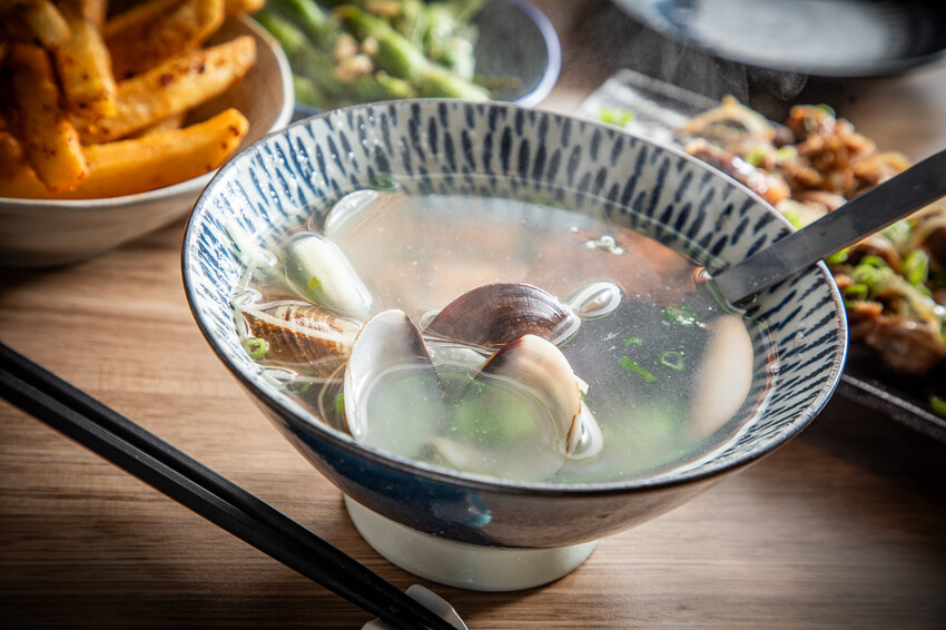 暮樂町居酒屋|零負評!炭火燒烤超好吃,新開幕小清新文青居酒屋