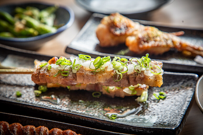 暮樂町居酒屋|零負評!炭火燒烤超好吃,新開幕小清新文青居酒屋