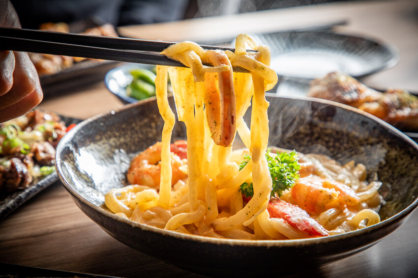 暮樂町居酒屋|零負評!炭火燒烤超好吃,新開幕小清新文青居酒屋