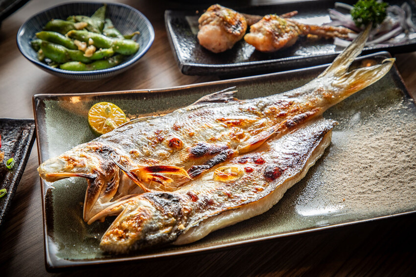 暮樂町居酒屋|零負評!炭火燒烤超好吃,新開幕小清新文青居酒屋