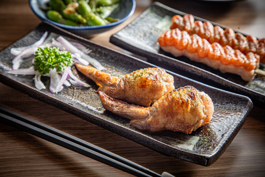 暮樂町居酒屋|零負評!炭火燒烤超好吃,新開幕小清新文青居酒屋