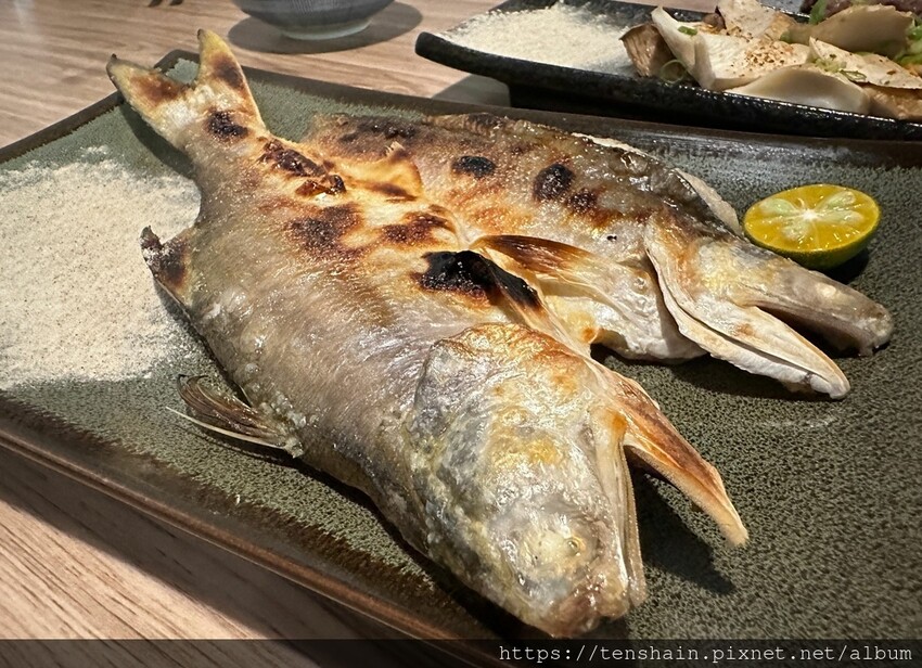 【板橋美食】暮樂町居酒屋 │ 暮色降臨時,可以讓你的心情和胃 【板橋美食】暮樂町居酒屋 │ 暮色降臨時,可以讓你的心情和胃