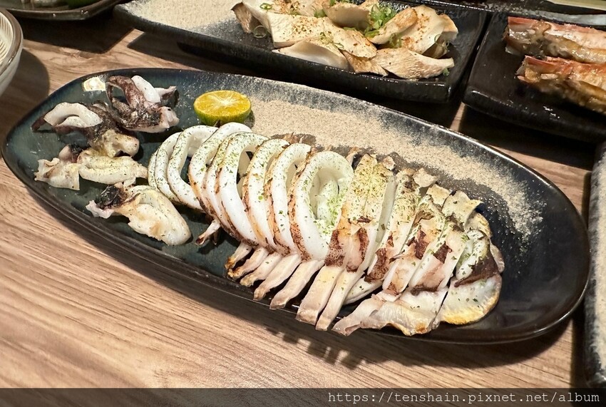 【板橋美食】暮樂町居酒屋 │ 暮色降臨時,可以讓你的心情和胃 【板橋美食】暮樂町居酒屋 │ 暮色降臨時,可以讓你的心情和胃