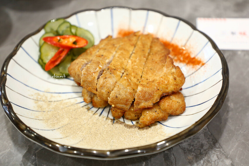 高雄-三餐暖食~中興店 《 米其林必比登推介︱台菜 •下午茶