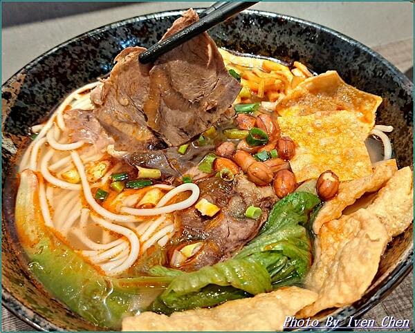 《》  『潘記柳州螺螄粉&雲南米乾』 Ivenの窩食在分享