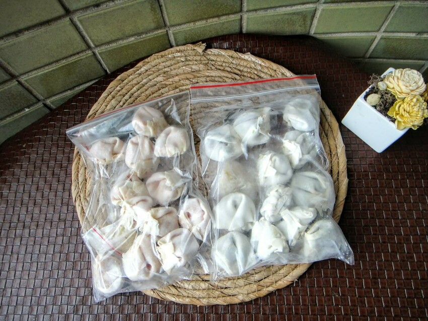 【美食】「裕鼎舖」三重蔥油餅推薦、三重銅板美食推薦，手工水餃、大餛飩、吉古拉湯好美味 (附菜單)