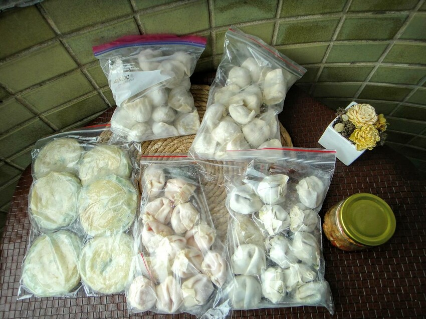 【美食】「裕鼎舖」三重蔥油餅推薦、三重銅板美食推薦，手工水餃、大餛飩、吉古拉湯好美味 (附菜單)