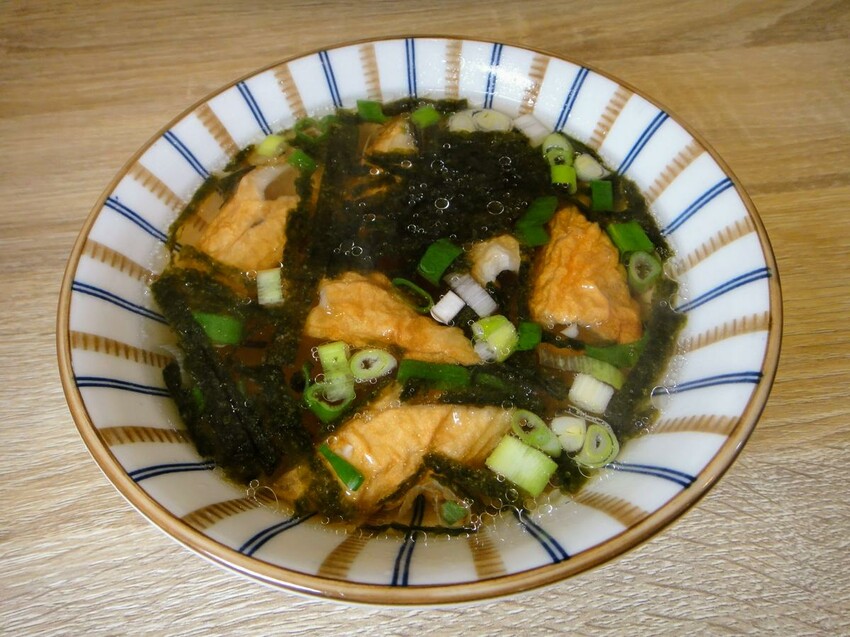 【美食】「裕鼎舖」三重蔥油餅推薦、三重銅板美食推薦，手工水餃、大餛飩、吉古拉湯好美味 (附菜單)