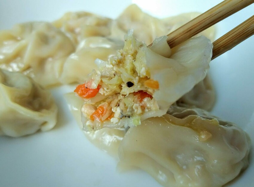 【美食】「裕鼎舖」三重蔥油餅推薦、三重銅板美食推薦，手工水餃、大餛飩、吉古拉湯好美味 (附菜單)