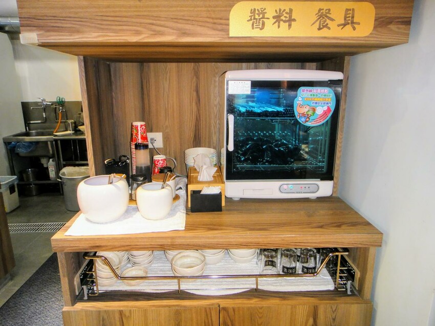 【美食】「鵝肉世家專賣店 新店寶強店」新店鵝肉推薦、木柵30年鵝肉老店分店,新店美食推薦 (附菜單)