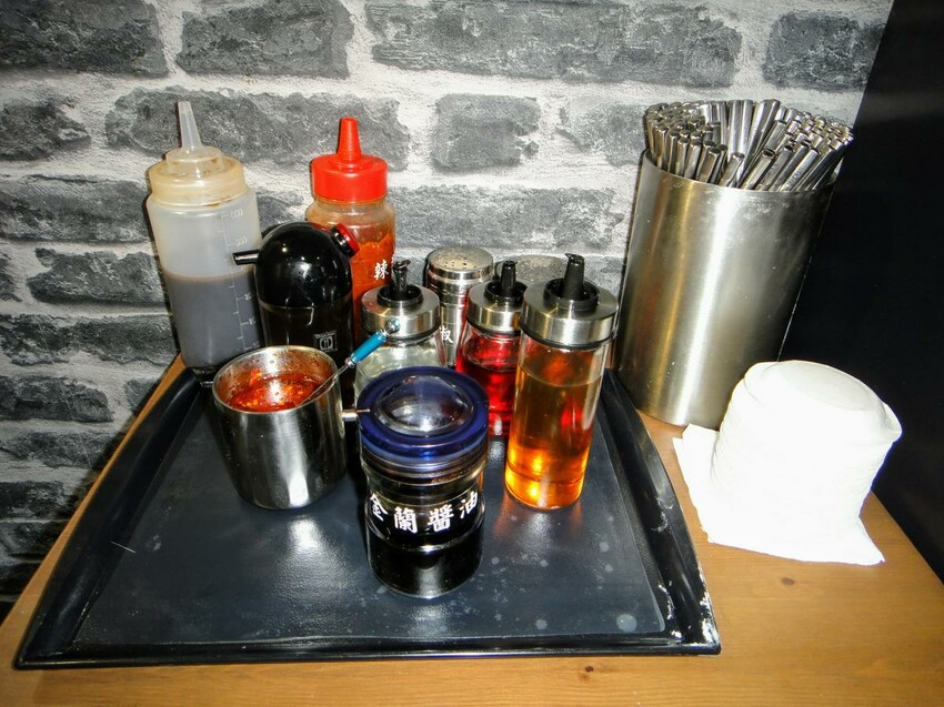 【美食】「佳佳香鍋貼幸福店」新莊鍋貼推薦、新莊銅板美食推薦，捷運幸福站美食推薦 (附菜單)