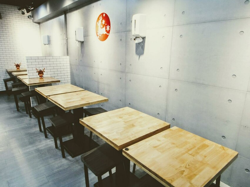 【美食】「佳佳香鍋貼幸福店」新莊鍋貼推薦、新莊銅板美食推薦，捷運幸福站美食推薦 (附菜單)