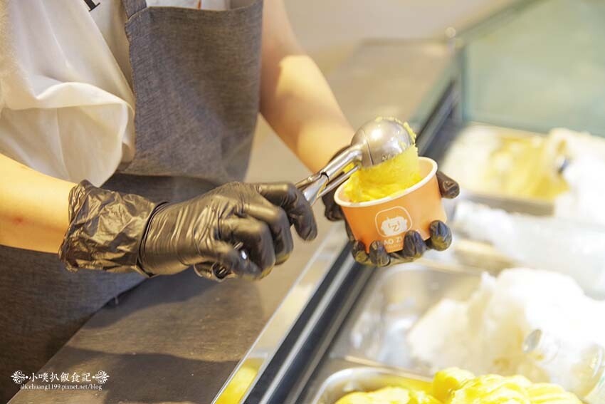 【東區冰品推薦】『好正商行 HAO ZHENG』近忠孝復興站/全新開幕超人氣網美冰店/12款無添加、低脂低糖,全天