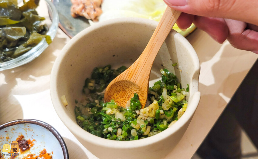 台北東區平價個人燒烤-燒肉政宗YAKINIKU MASAMUNE，路易奇電力公司新品牌，推美國熟成橫膈膜跟月見雞肉棒子