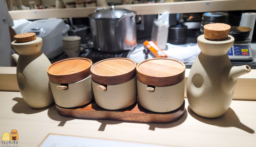 台北東區平價個人燒烤-燒肉政宗YAKINIKU MASAMUNE，路易奇電力公司新品牌，推美國熟成橫膈膜跟月見雞肉棒子