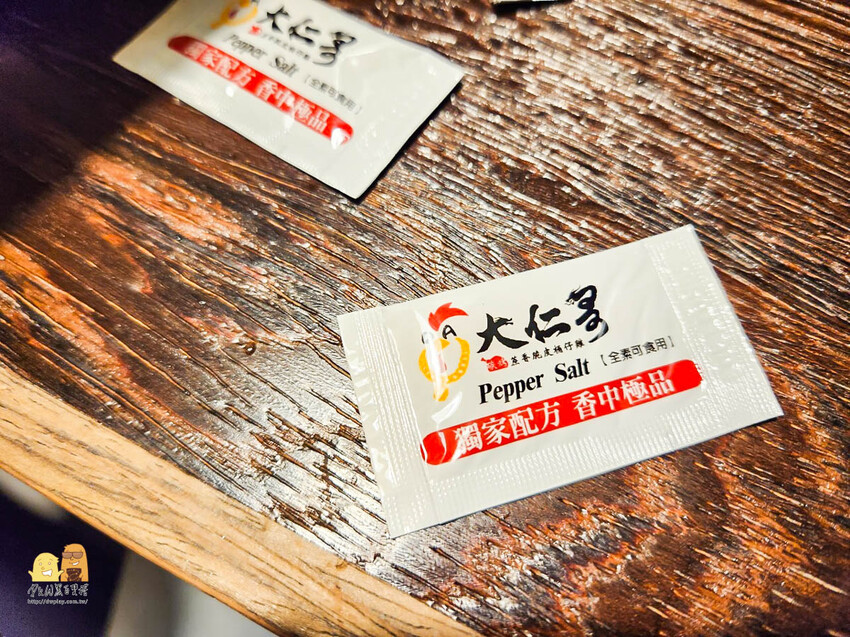 宜蘭縣壯圍鄉大仁哥蔗香脆皮桶仔雞開箱!全省巡迴風靡網路團購烤雞，教你如何訂購烤雞