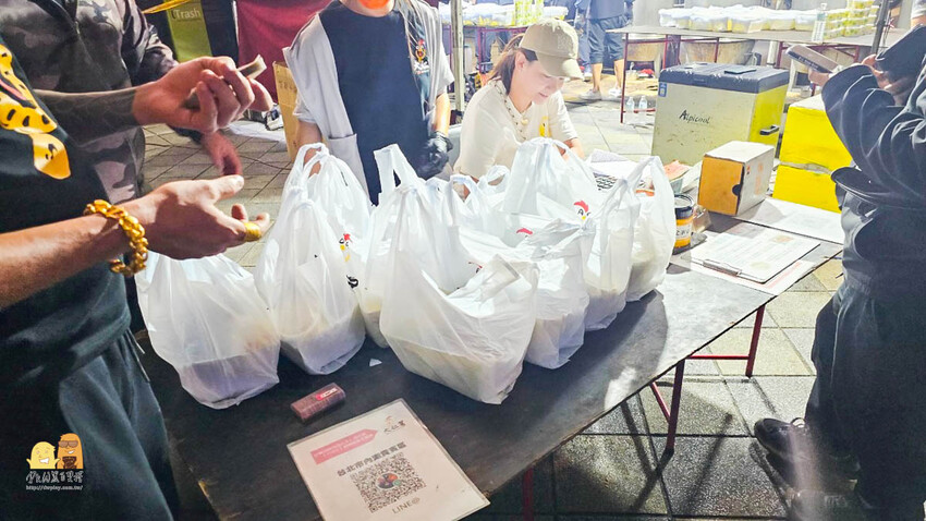 宜蘭縣壯圍鄉大仁哥蔗香脆皮桶仔雞開箱!全省巡迴風靡網路團購烤雞，教你如何訂購烤雞