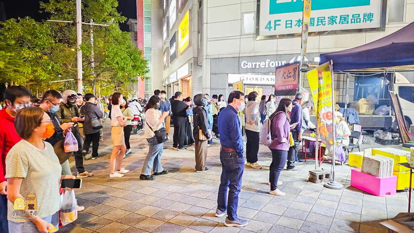 宜蘭縣壯圍鄉大仁哥蔗香脆皮桶仔雞開箱!全省巡迴風靡網路團購烤雞，教你如何訂購烤雞