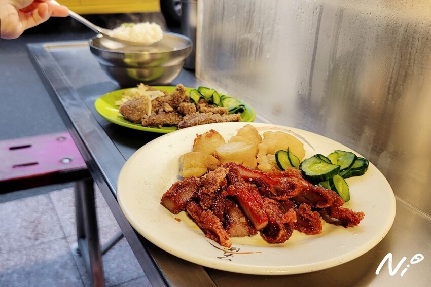 202503 基隆仁愛 (廟口夜市第42攤)鹹粥