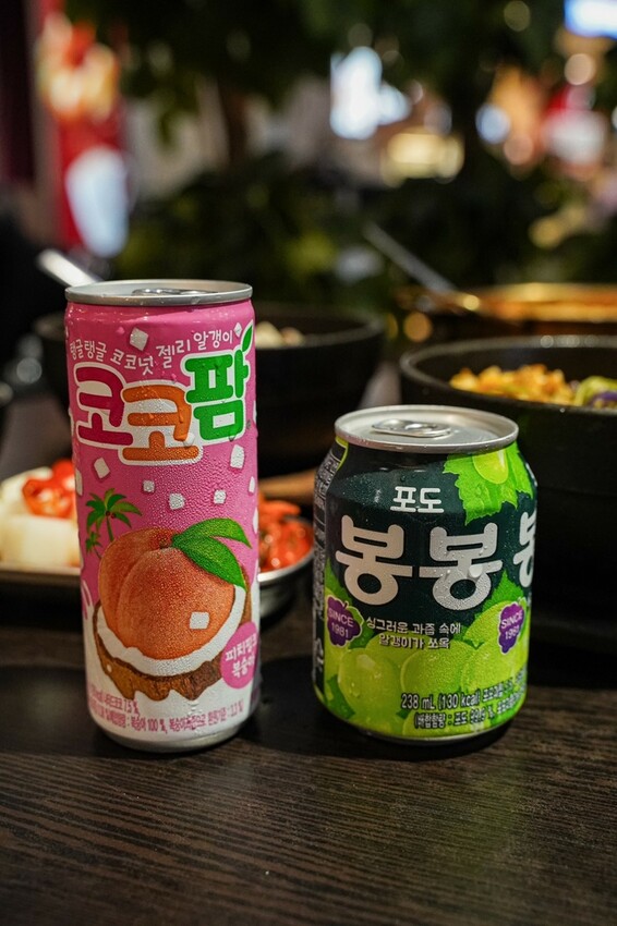 高雄美食|海陸豆腐鍋配料豐富/大遠百美食街韓式料理推薦/梨花