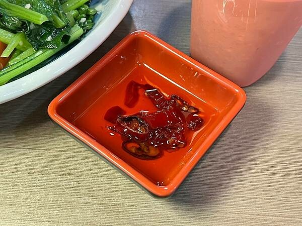 (三重便當)柴霸煮~2023新開幕三重便當新選擇!蒜泥白肉量 (三重便當)柴霸煮~2023新開幕三重便當新選擇!蒜泥白肉量