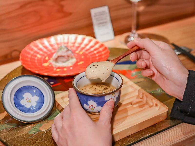 竹北裏月·晴酒新體驗:日式靜謐環境中品味中式料理。