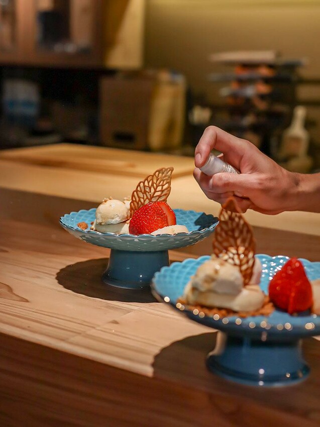 竹北裏月·晴酒新體驗:日式靜謐環境中品味中式料理。