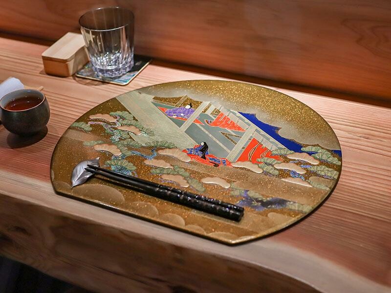 竹北裏月·晴酒新體驗:日式靜謐環境中品味中式料理。