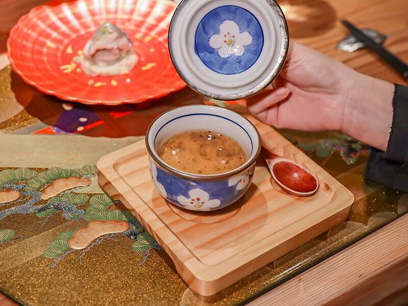 竹北裏月·晴酒新體驗:日式靜謐環境中品味中式料理。