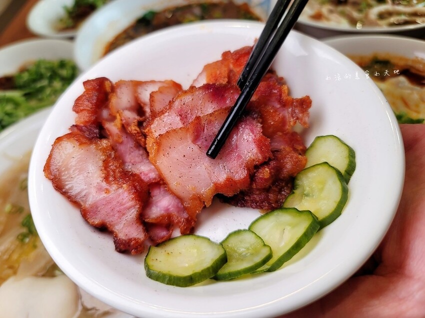 台中五權路上文青溫馨麵店|呷麵、呷飯、切滷味,用料實在CP值高的好吃麵店!