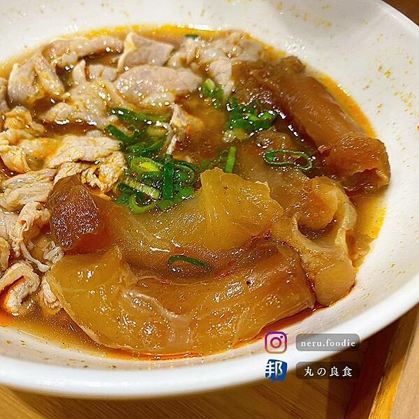 桃園市中壢區大師兄銷魂麵舖｜桃園連鎖麵舖推薦 @neru.foodie / 丸の良食