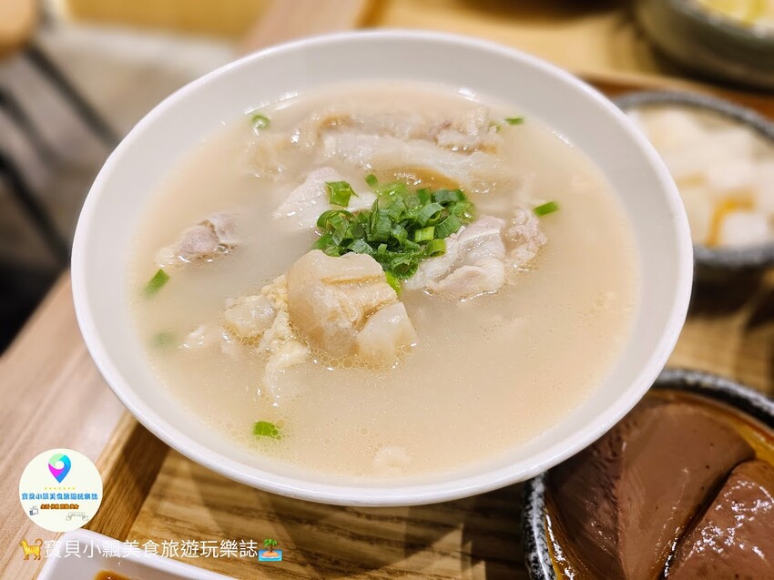 桃園市中壢區[食]桃園 大師兄銷魂麵舖 Q彈手工麵條拌上特調醬汁清爽開胃，炎炎夏日也能讓食慾大開~