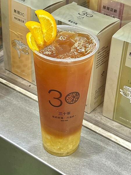 （台中飲料）三十茶台中逢甲店～超狂買一送一連續5週！烏龍凍古