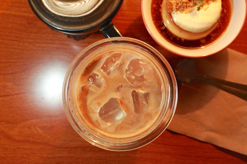 台南市北區吃。台南|北區。「稲満珈琲 Inamitsu Cafe」寵物友善餐廳,征戰世界各地咖啡拉花冠軍,隱身在巷弄老宅美味