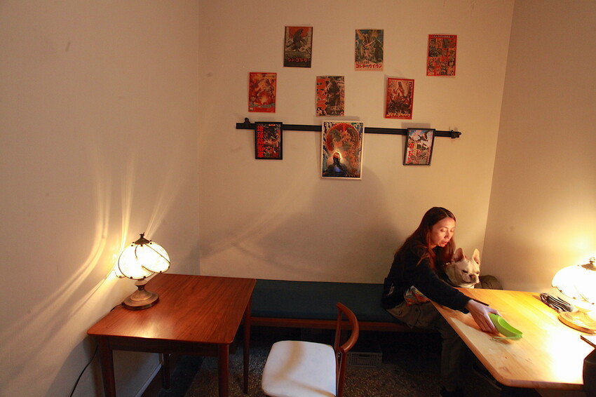 台南市北區吃。台南|北區。「稲満珈琲 Inamitsu Cafe」寵物友善餐廳,征戰世界各地咖啡拉花冠軍,隱身在巷弄老宅美味