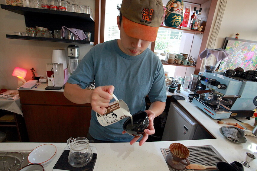 台南市北區吃。台南|北區。「稲満珈琲 Inamitsu Cafe」寵物友善餐廳,征戰世界各地咖啡拉花冠軍,隱身在巷弄老宅美味