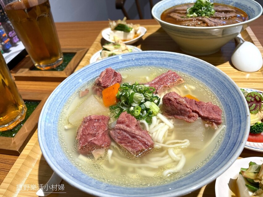 宜蘭》隱藏巷弄裡的文青老宅牛肉麵《宜吃牛》大吉大利諸事順利，
