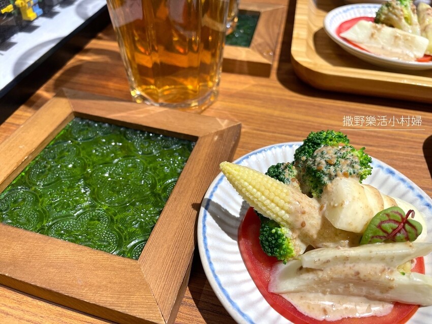 宜蘭》隱藏巷弄裡的文青老宅牛肉麵《宜吃牛》大吉大利諸事順利，