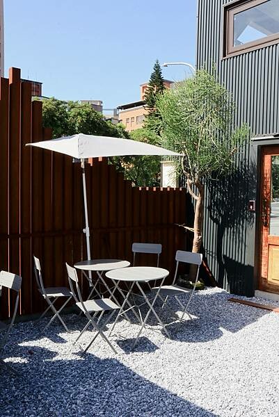 [ 新北美食 ] 德正咖啡-汐止新開幕工業風咖啡廳 冰心巴斯