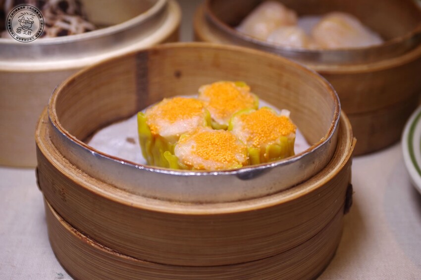 台北市南港區【 南港茶餐廳 】沒想到在台灣就能吃到香港老師傅的味道,1個人也可以吃到好吃的香港打邊爐,旺角牛肉香菜